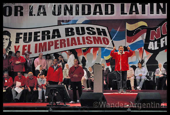 Chávez at Buenos Aires anti-imperialist rally in Buenos Aires, 2007